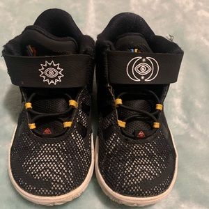 Toddler Nike Kyrie 7